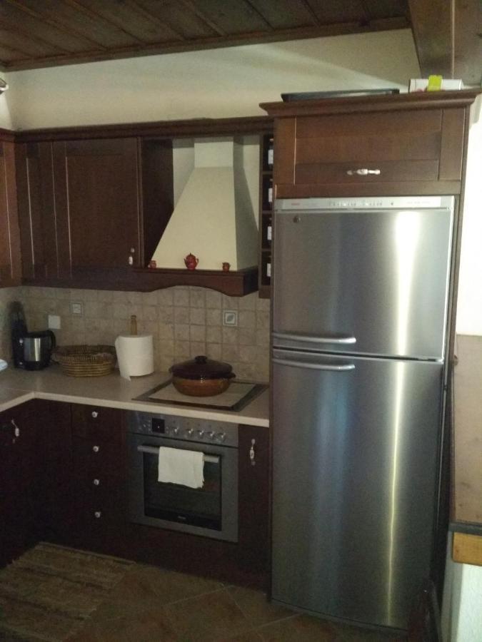 Karpenísion La Casa Di Pietraヴィラ エクステリア 写真