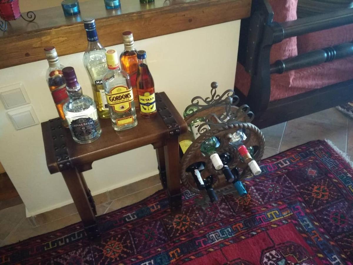 Karpenísion La Casa Di Pietraヴィラ エクステリア 写真